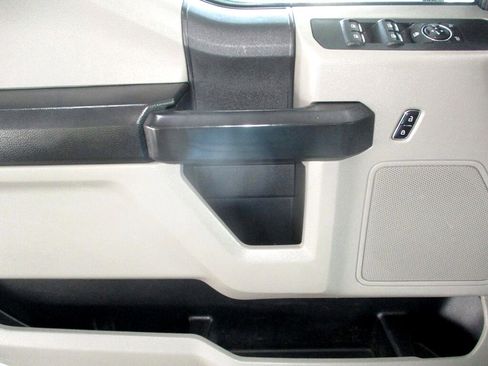 Used 2020 Ford F350 XL w/ Power Equipment Group image 16