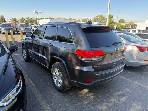 Used 2015 Jeep Grand Cherokee Laredo w/ Quick Order Package 23E AWD/4WD image 2