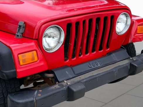 Used 2005 Jeep Wrangler X AWD/4WD image 30