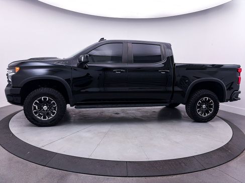 Used 2024 Chevrolet Silverado 1500 ZR2 w/ Technology Package image 45