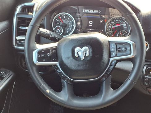 Used 2025 RAM 1500 Big Horn AWD/4WD image 21