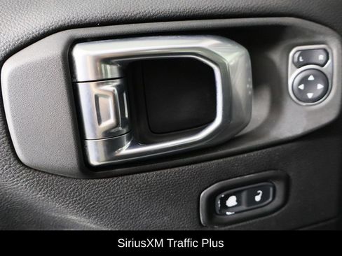 Used 2021 Jeep Wrangler Unlimited Sahara image 20