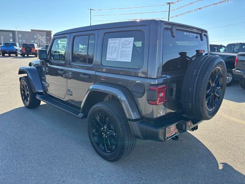 Used 2021 Jeep Wrangler Unlimited Sahara w/ Cold Weather Group image 5