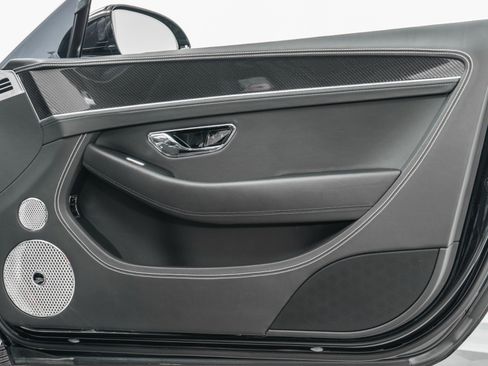 Used 2023 Bentley Continental GT V8 image 45