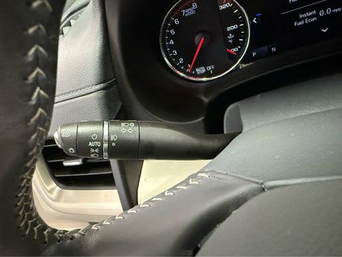 Used 2022 GMC Terrain Denali w/ Denali Premium Package image 13