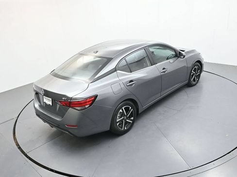 Used 2024 Nissan Sentra SV FWD image 29
