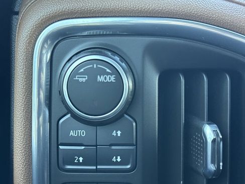 Used 2023 Chevrolet Silverado 2500 High Country image 28