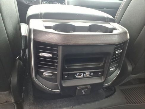 Used 2025 RAM 1500 Laramie w/ Sport Appearance Package AWD/4WD image 8