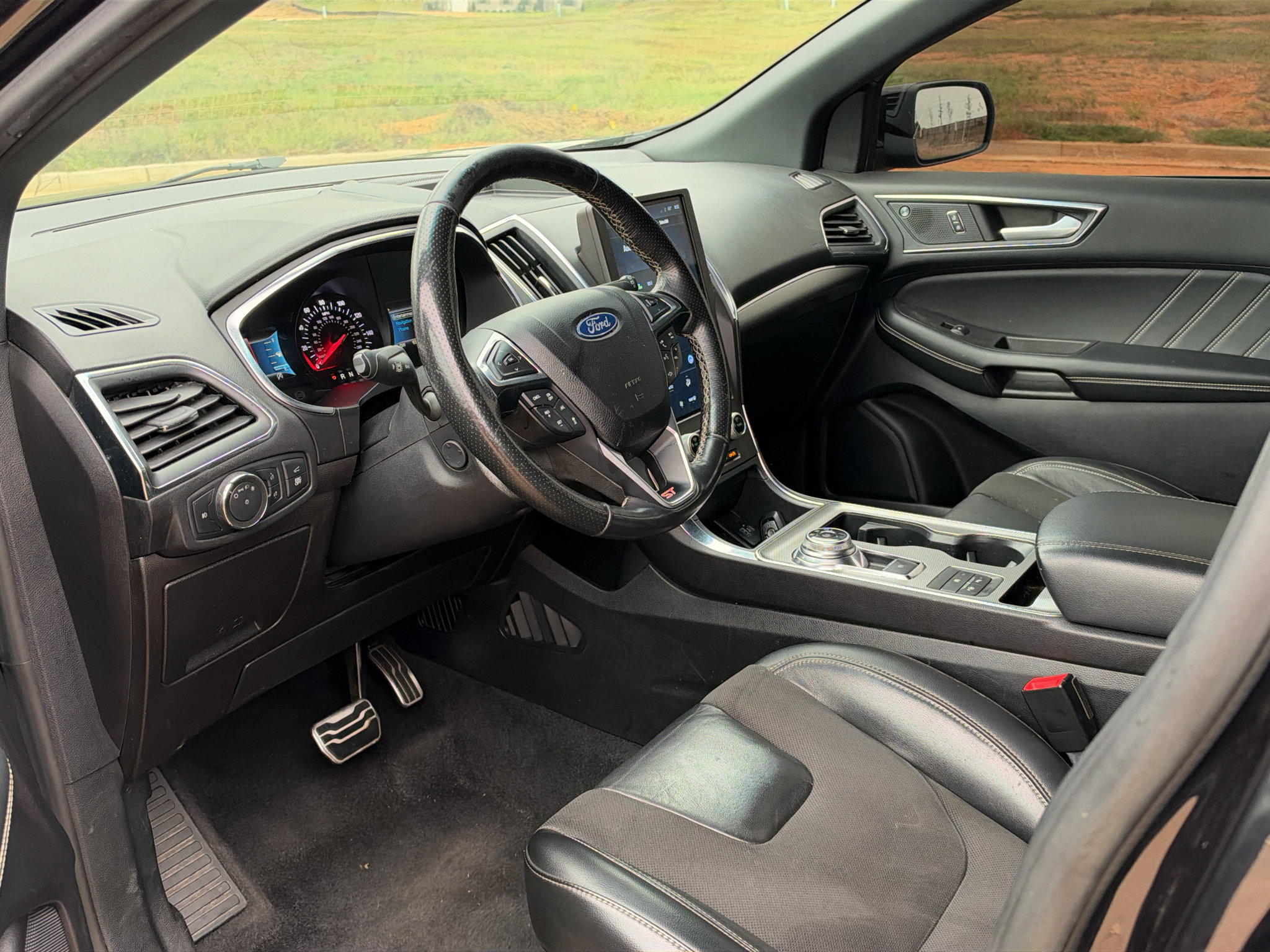 Used 2021 Ford Edge ST w/ Equipment Group 401A AWD/4WD image 11