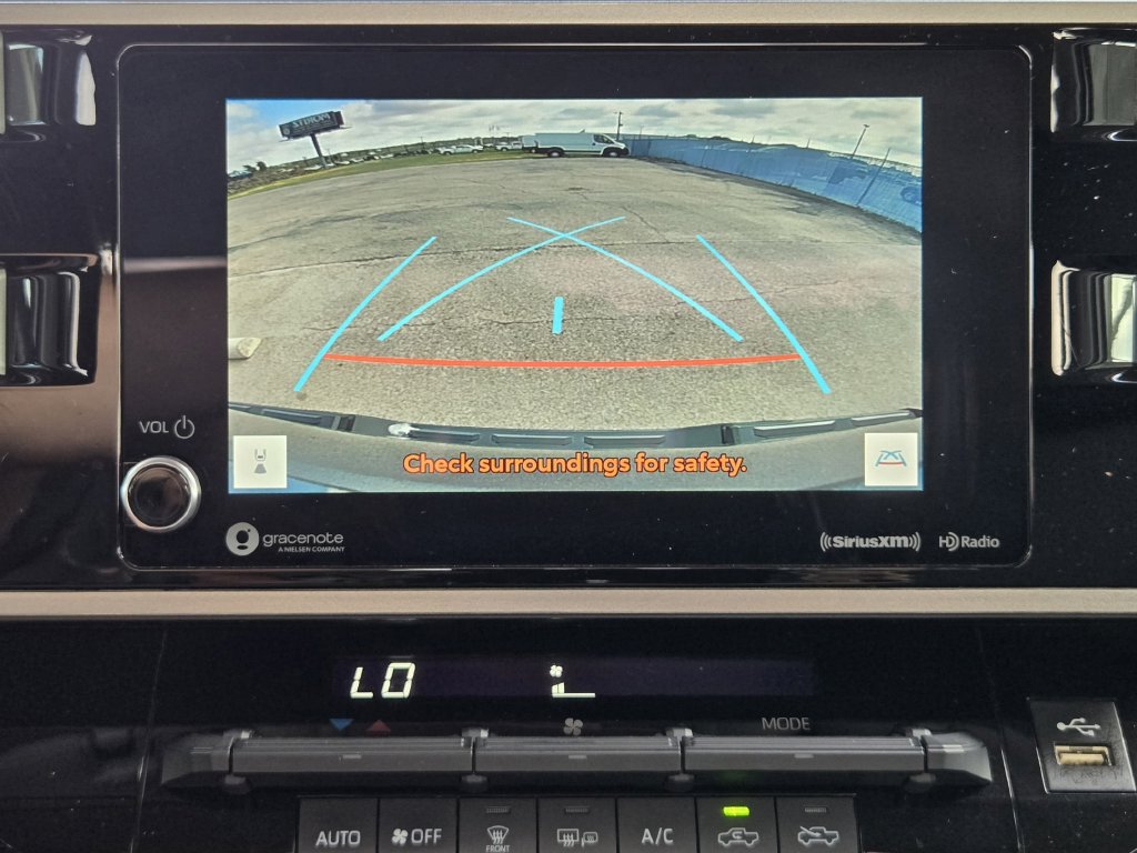 Used 2024 Toyota Tundra SR5 AWD/4WD image 17