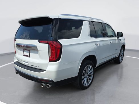Certified 2023 GMC Yukon Denali AWD/4WD image 3