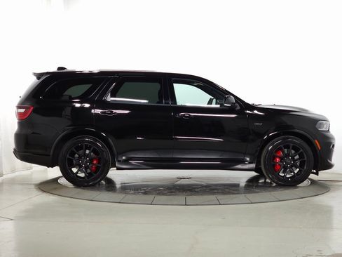 Used 2022 Dodge Durango SRT w/ Technology Group image 9