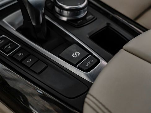 Used 2018 BMW X5 sDrive35i image 25