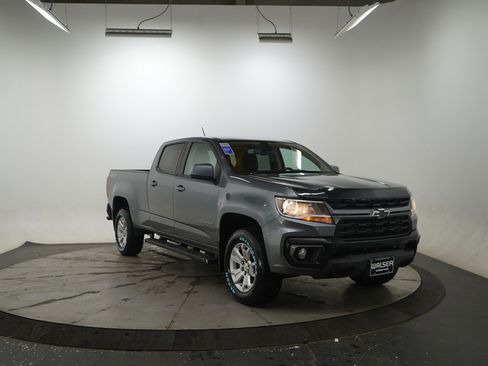 Used 2021 Chevrolet Colorado LT w/ LT Convenience Package image 24