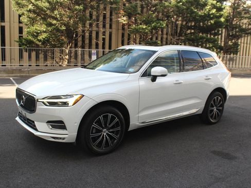 Used 2019 Volvo XC60 T5 Inscription w/ Protection Package Premier AWD/4WD image 12