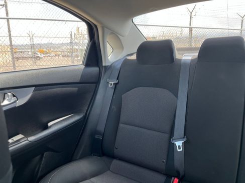 Used 2024 Kia Forte LXS FWD image 38