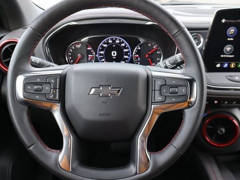 Used 2023 Chevrolet Blazer RS image 5