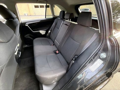 Certified 2025 Toyota RAV4 LE image 19