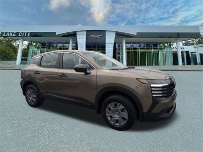 Used 2025 Nissan Kicks S