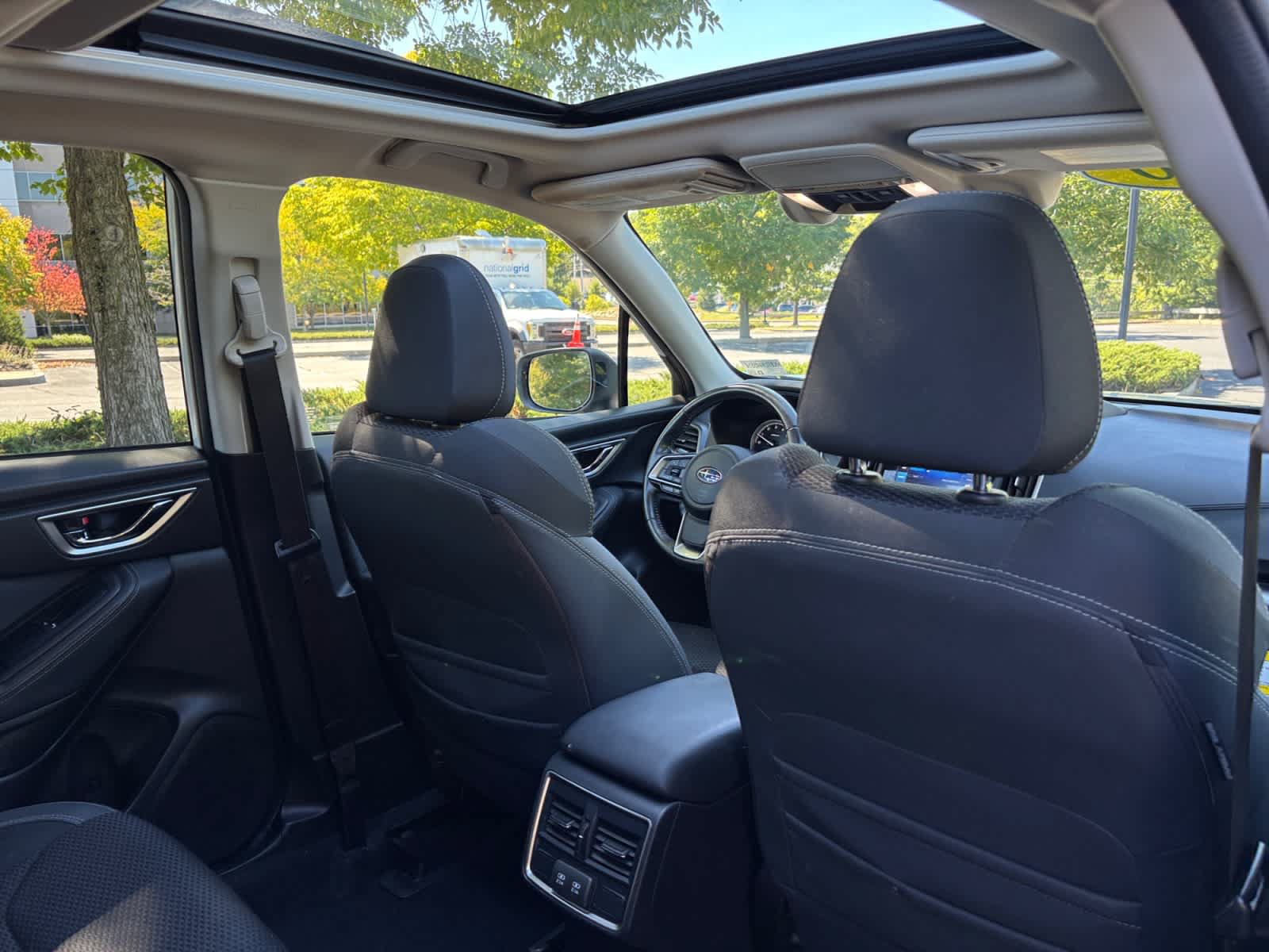 Used 2020 Subaru Forester Premium AWD/4WD image 25
