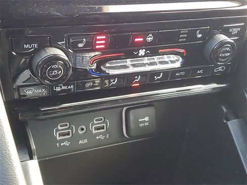 New 2025 Jeep Grand Cherokee L Limited w/ Trailer Tow Package image 29