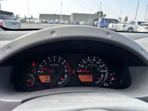Used 2017 Nissan Frontier SV AWD/4WD image 7