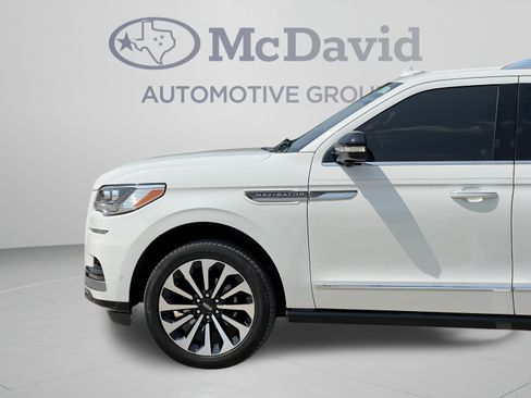 Used 2022 Lincoln Navigator Reserve RWD image 37