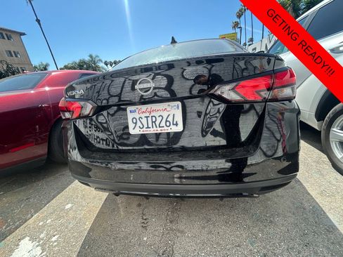 Used 2025 Nissan Versa SV FWD image 6