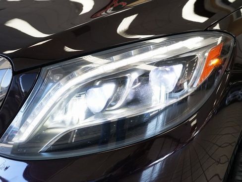 Used 2014 Mercedes-Benz S 550 Sedan image 26