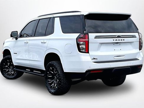 Used 2022 Chevrolet Tahoe Z71 w/ Luxury Package AWD/4WD image 5