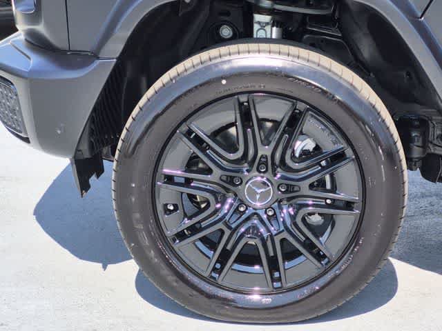 New 2027 Mercedes-Benz G 580 e image 13