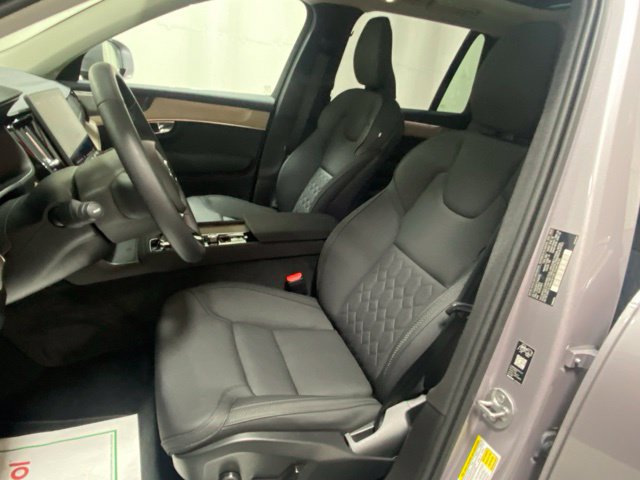 Certified 2026 Volvo XC90 B5 Plus AWD/4WD image 11