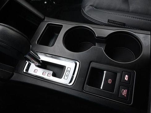 Used 2017 Subaru Outback 2.5i Limited w/ Popular Package #5 image 32