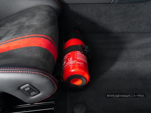 Used 2018 Porsche 911 GT3 image 21