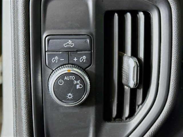 Used 2021 GMC Sierra 3500 2WD Crew Cab w/ Convenience Package image 11