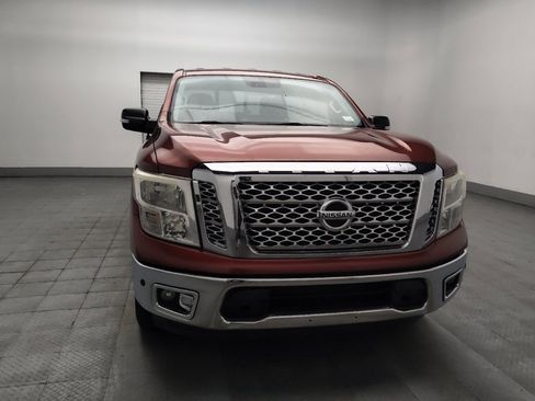 Used 2017 Nissan Titan SV RWD image 14