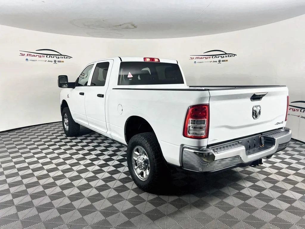 Used 2023 RAM 3500 Tradesman w/ Chrome Appearance Group AWD/4WD image 6