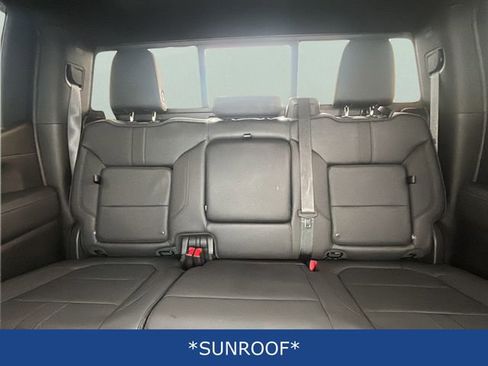 Used 2021 Chevrolet Silverado 1500 High Country w/ Technology Package image 18