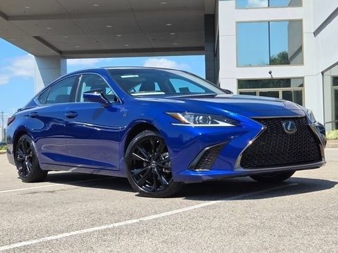 Used 2024 Lexus ES 350 w/ Accessory Package (Z1) FWD image 2