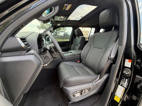 New 2026 Lexus LX 700h Luxury AWD/4WD image 5