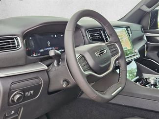 New 2026 Jeep Grand Wagoneer 4WD video 3