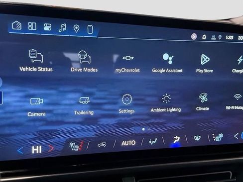 New 2026 Chevrolet Equinox EV RS FWD image 24