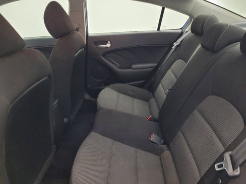 Used 2017 Kia Forte LX FWD image 18