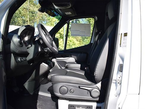 New 2025 Mercedes-Benz Sprinter 2500 image 7