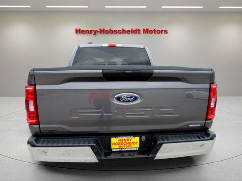 Used 2023 Ford F150 XLT image 3