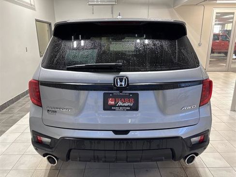 Used 2023 Honda Passport EX-L image 3