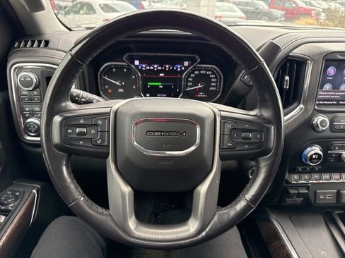 Used 2022 GMC Sierra 3500 Denali image 14
