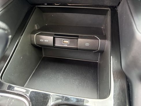 Used 2020 Kia Telluride LX image 29