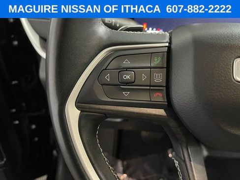 Used 2021 Jeep Grand Cherokee L Limited AWD/4WD image 28
