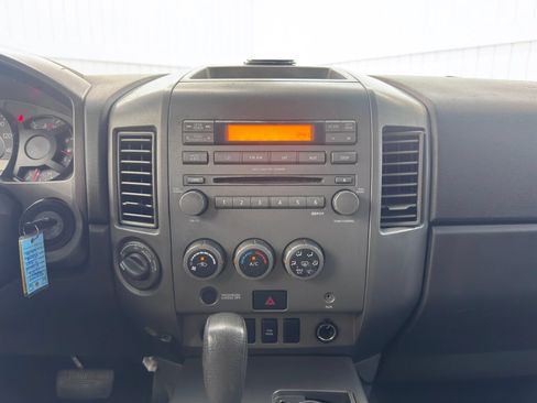 Used 2006 Nissan Titan SE AWD/4WD image 18